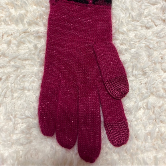 NWOT Coach Cranberry Ocelot Knit Sparkle Gloves - Picture 5 of 8